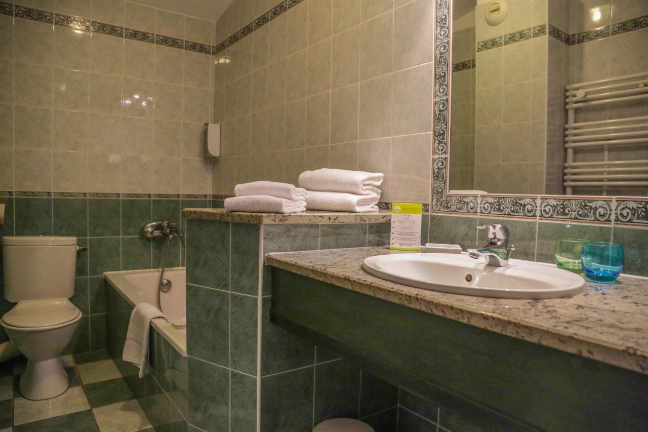 Hotel Restaurant Atrachjata Aléria Kültér fotó